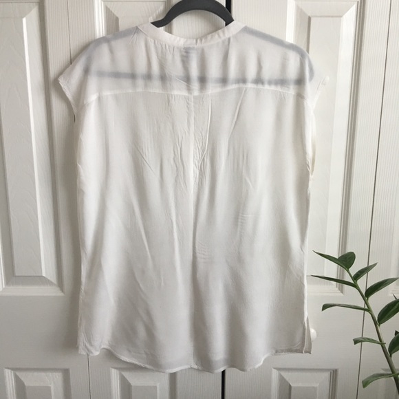 White top - Picture 7 of 7